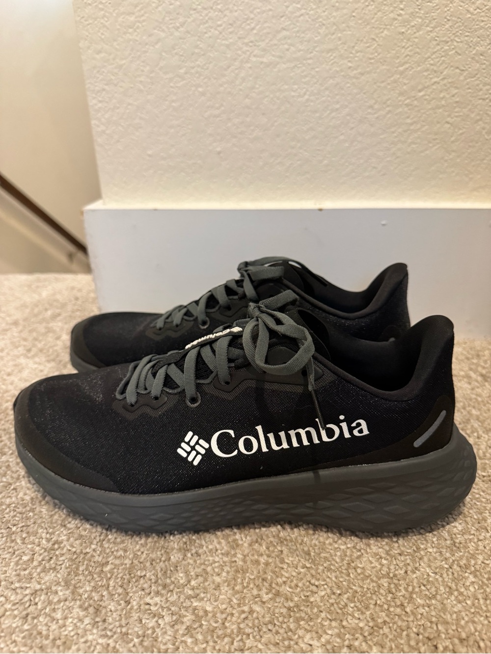 Columbia Men's Konos Featherweight Trail Running Shoes